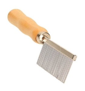 TRIXIE 2390 GRZEBIEŃ DLA PSA DREWNIANY 17 CM